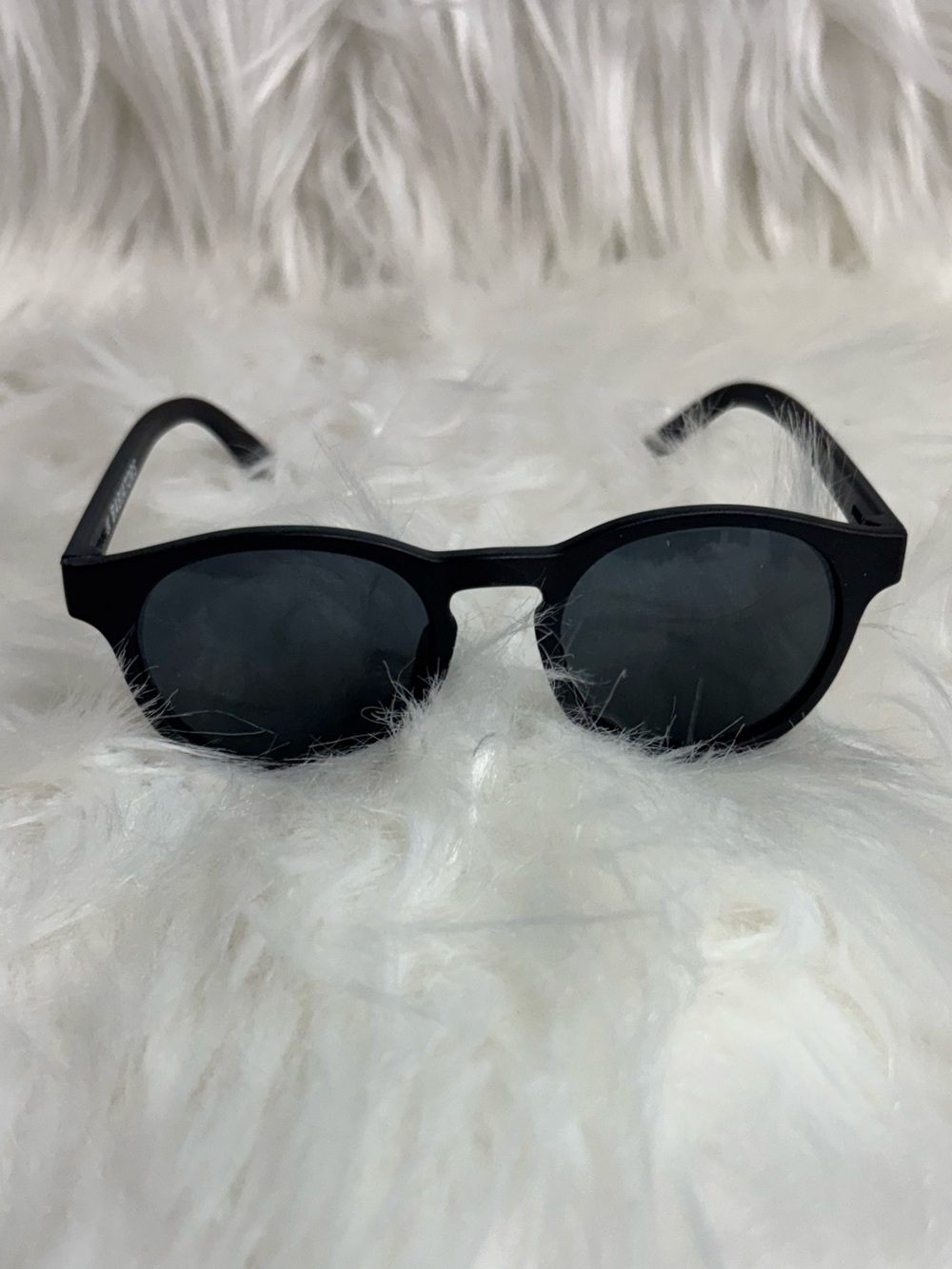 * | Babiators | Jet Black Keyhole I Smoke Lenses sunglasses. - Picture 7 of 7